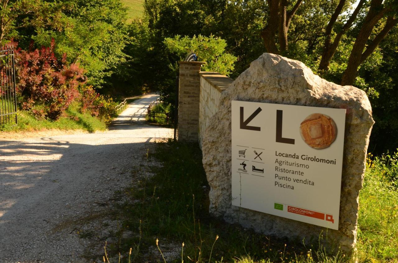 Agriturismo Girolomoni - Locanda Isola del Piano Экстерьер фото